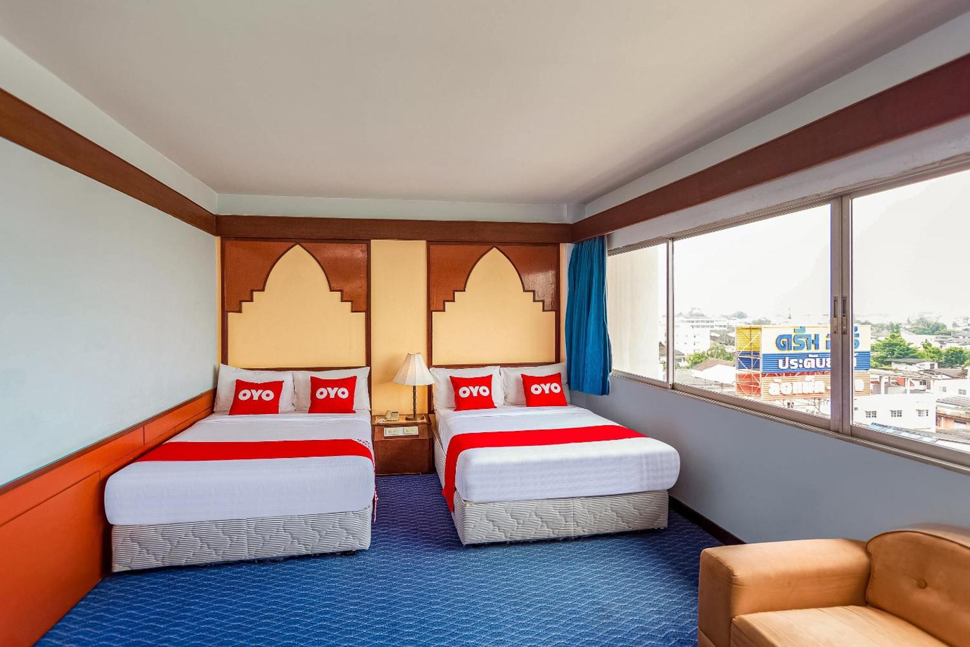 Oyo 441 Grand Thara Hotel Surat Thani Zewnętrze zdjęcie