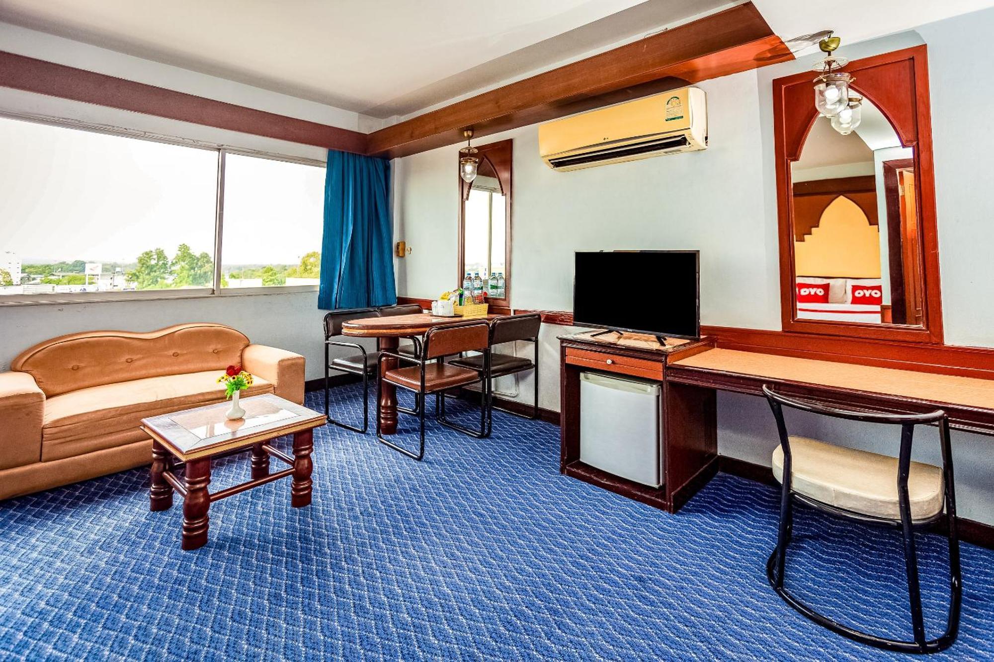 Oyo 441 Grand Thara Hotel Surat Thani Zewnętrze zdjęcie
