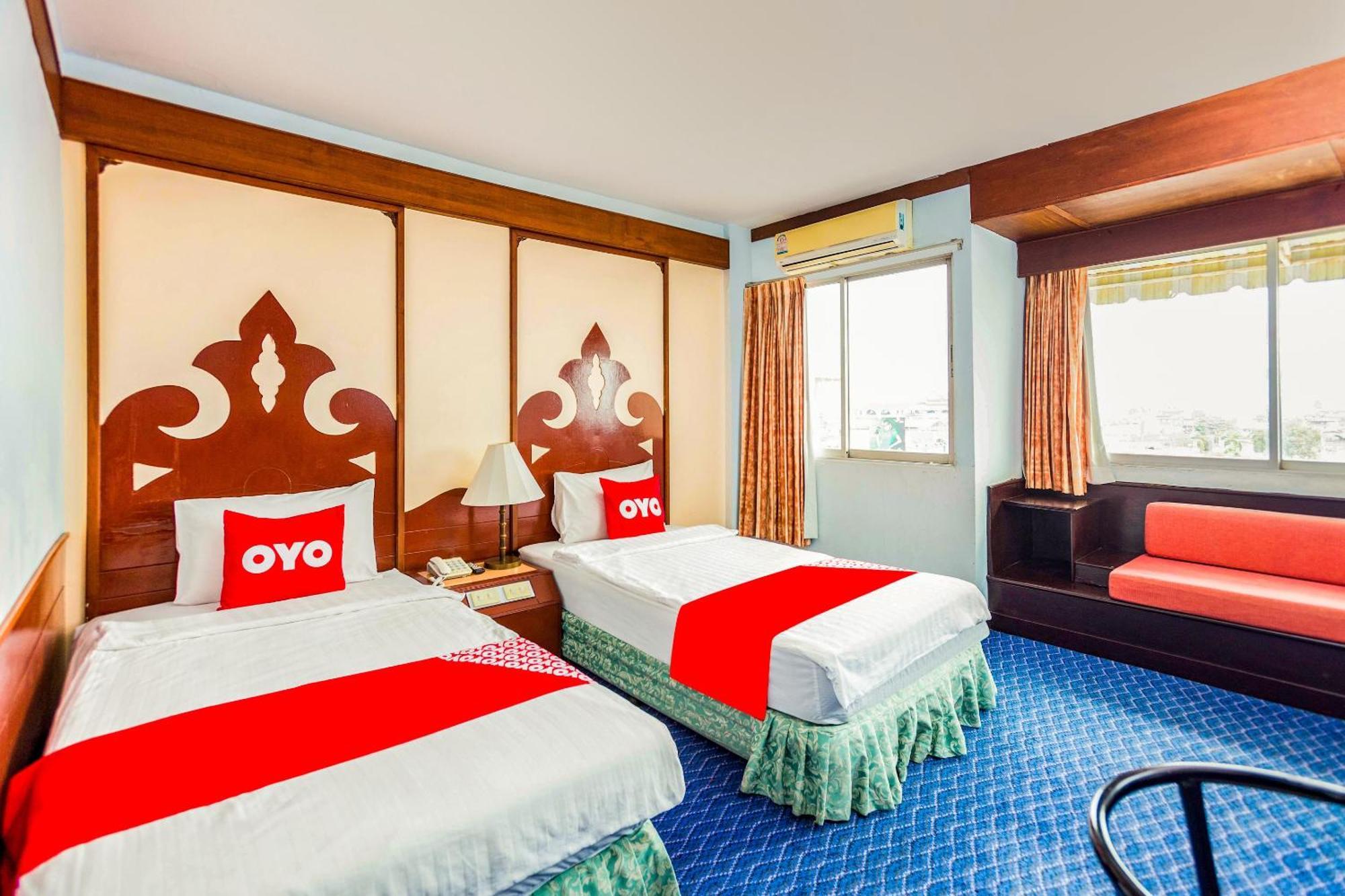 Oyo 441 Grand Thara Hotel Surat Thani Zewnętrze zdjęcie