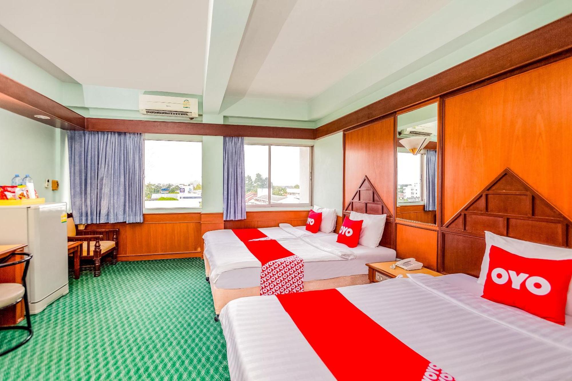 Oyo 441 Grand Thara Hotel Surat Thani Zewnętrze zdjęcie