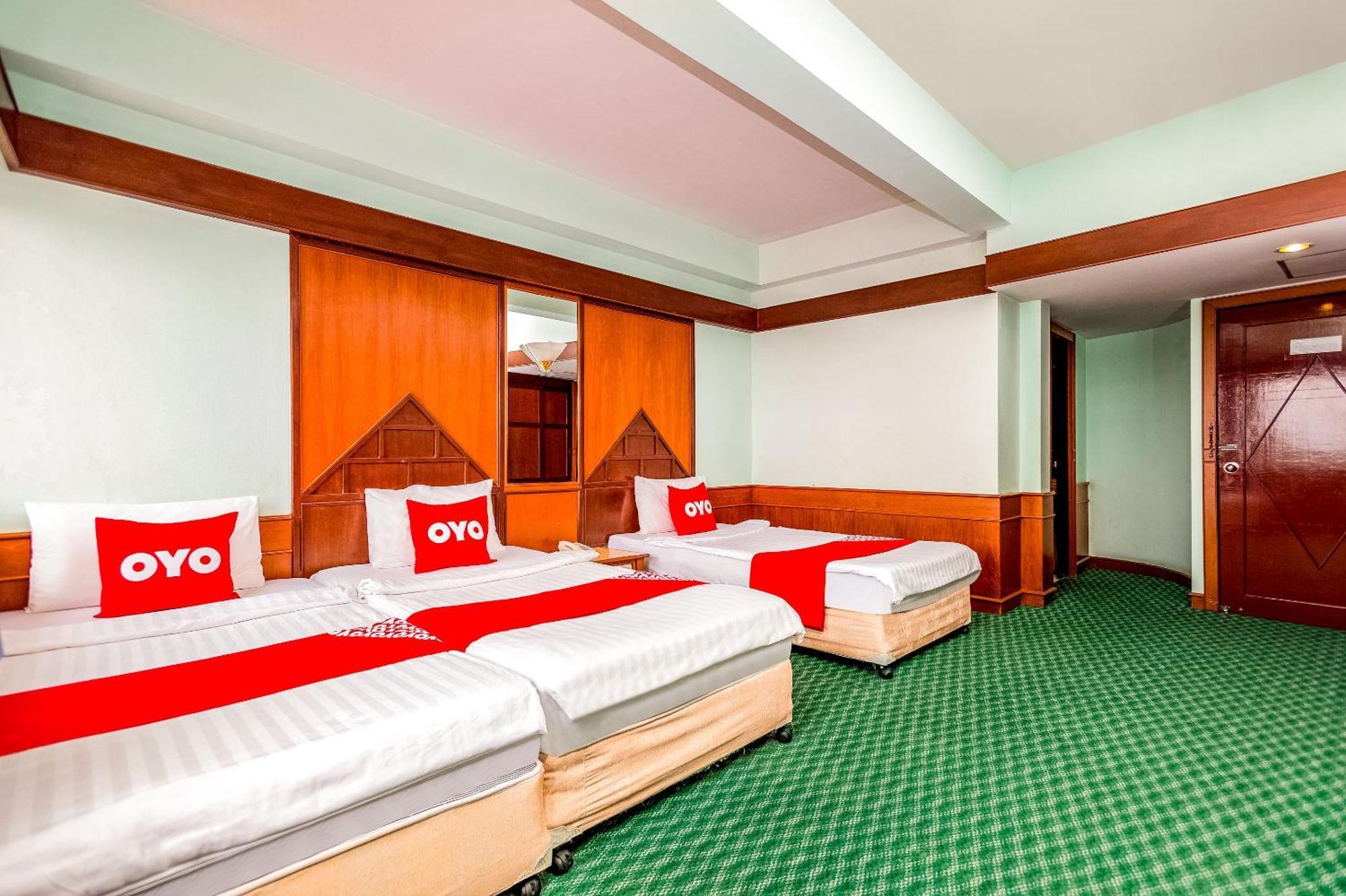 Oyo 441 Grand Thara Hotel Surat Thani Zewnętrze zdjęcie