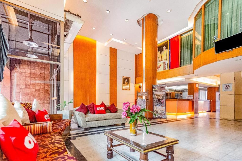 Oyo 441 Grand Thara Hotel Surat Thani Zewnętrze zdjęcie