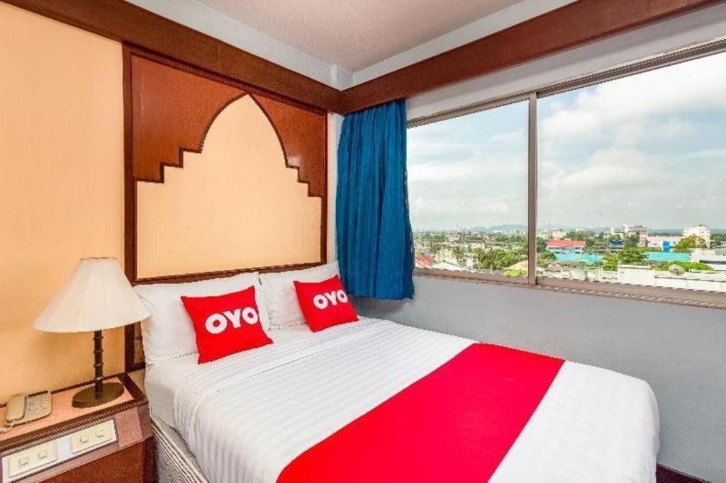 Oyo 441 Grand Thara Hotel Surat Thani Zewnętrze zdjęcie
