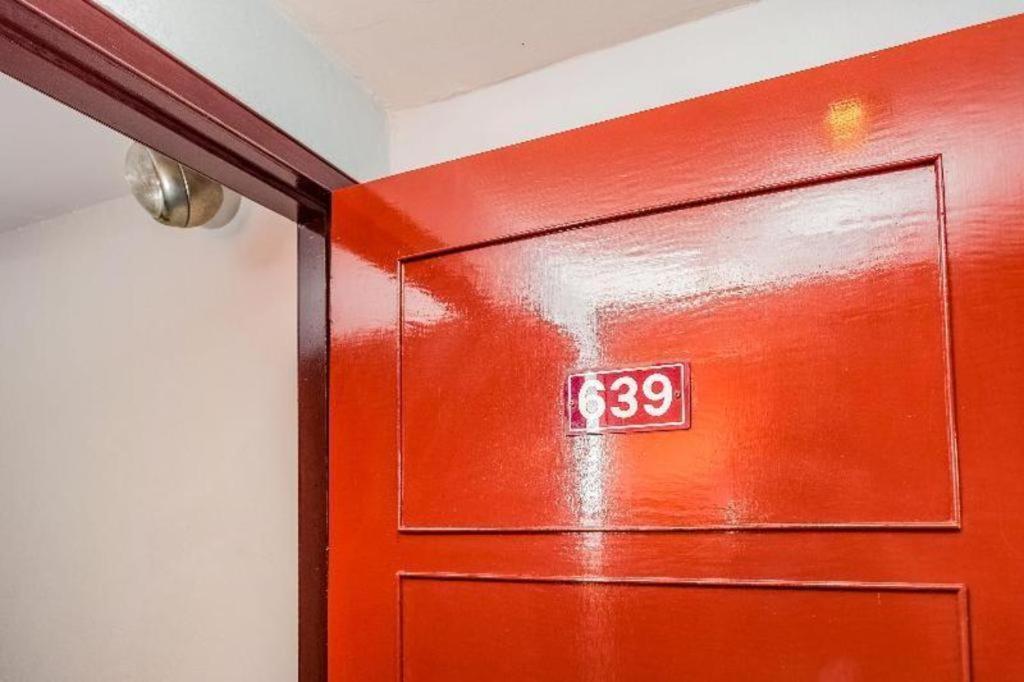 Oyo 441 Grand Thara Hotel Surat Thani Zewnętrze zdjęcie
